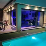 Vakantiehuis La Maison Du Sud , 3 Parentale - Piscine Privative A 10 Minutes Des Plages